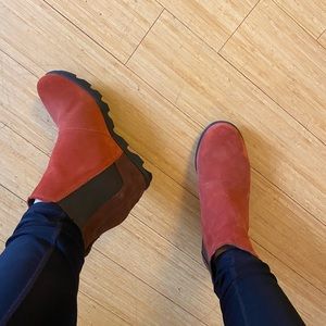 Sorel Joan of Arctic Suede two toned wedges 9